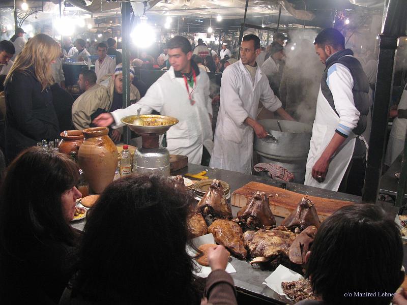 03-4143.jpg - Nachtmarkt in Marrakesch